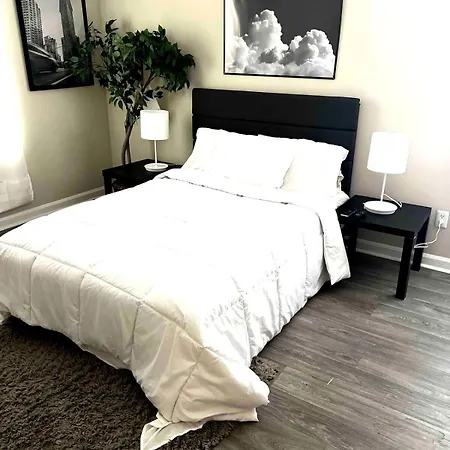 Atlantic Station Home - Close To Everything
